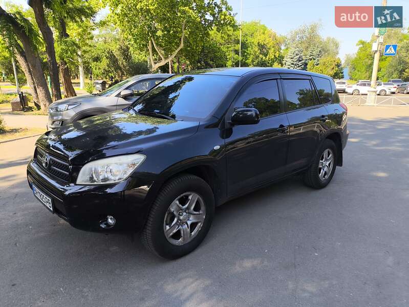 Toyota Rav4 (2008)