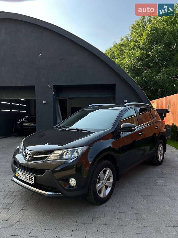 Toyota Rav4 (2013)