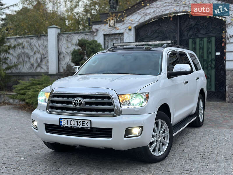 Toyota Sequoia (2008)