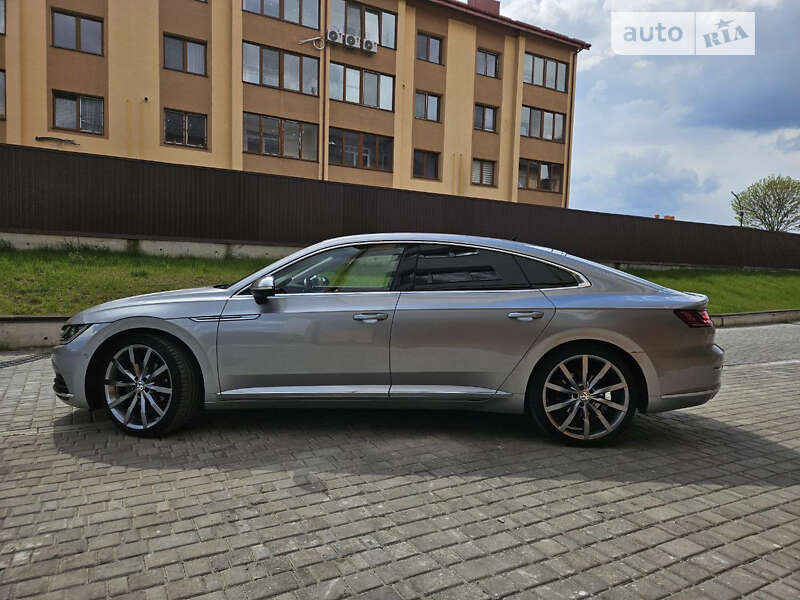 Volkswagen Arteon (2017)