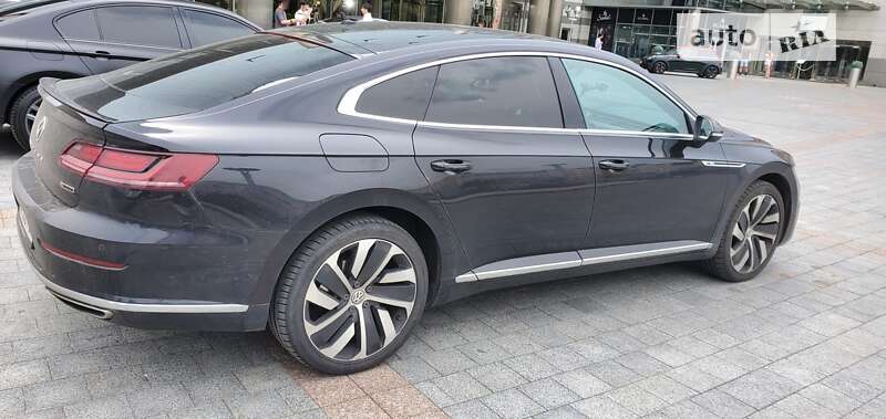Volkswagen Arteon (2017)