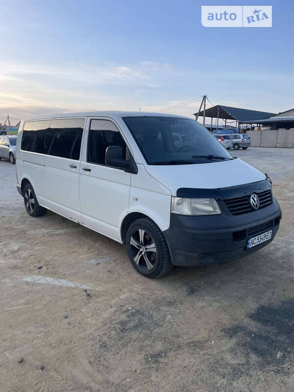 Volkswagen Caravelle (2008)