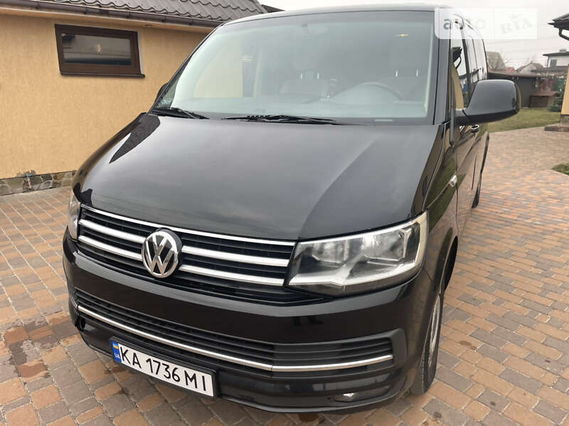 Volkswagen Caravelle (2010)