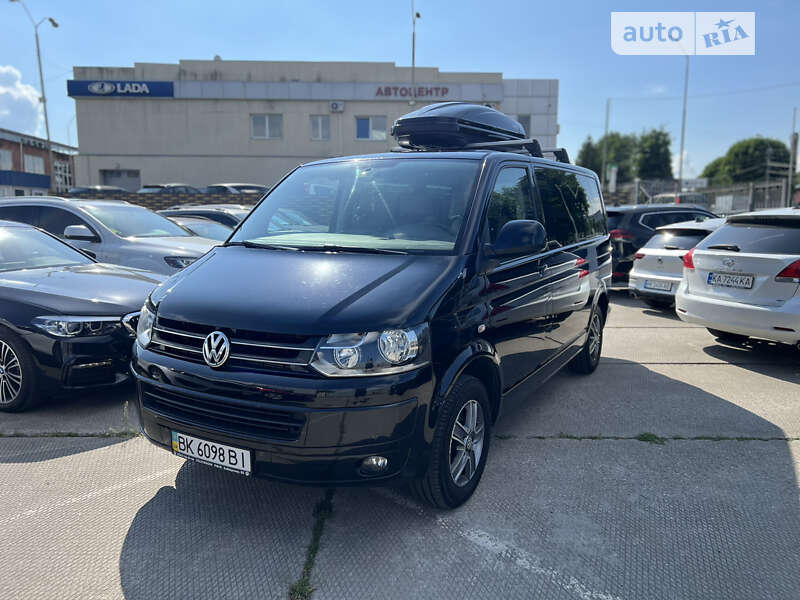 Volkswagen Caravelle (2014)