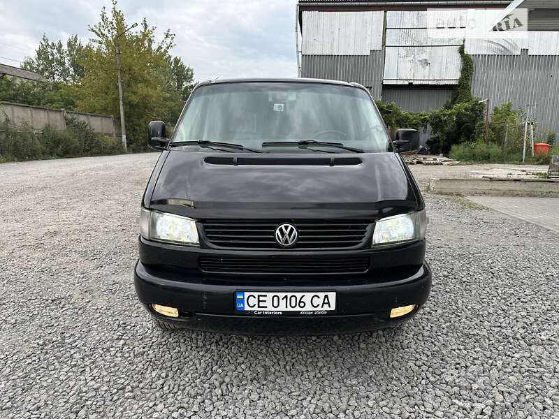 Volkswagen Caravelle (2002)