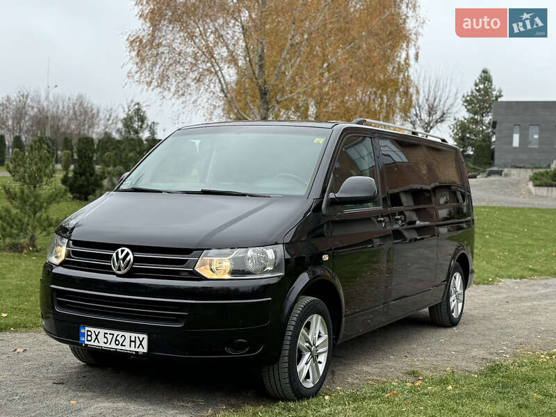 Volkswagen Caravelle (2015)