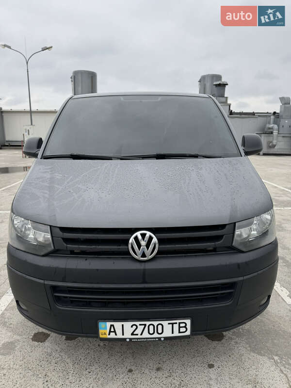 Volkswagen Caravelle (2015)