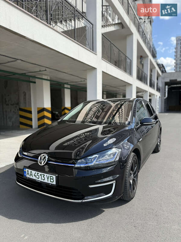 Volkswagen E-golf (2017)