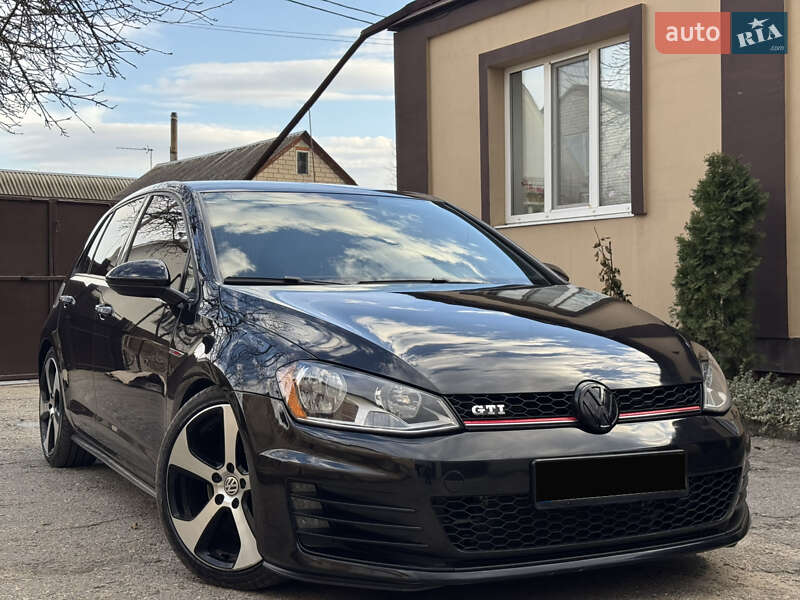 Volkswagen Golf gti (2017)