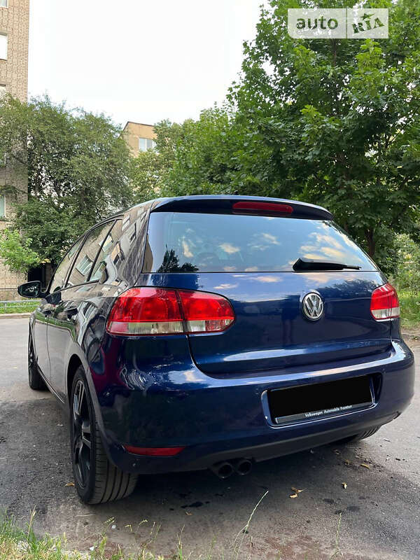 Volkswagen Golf (2012)