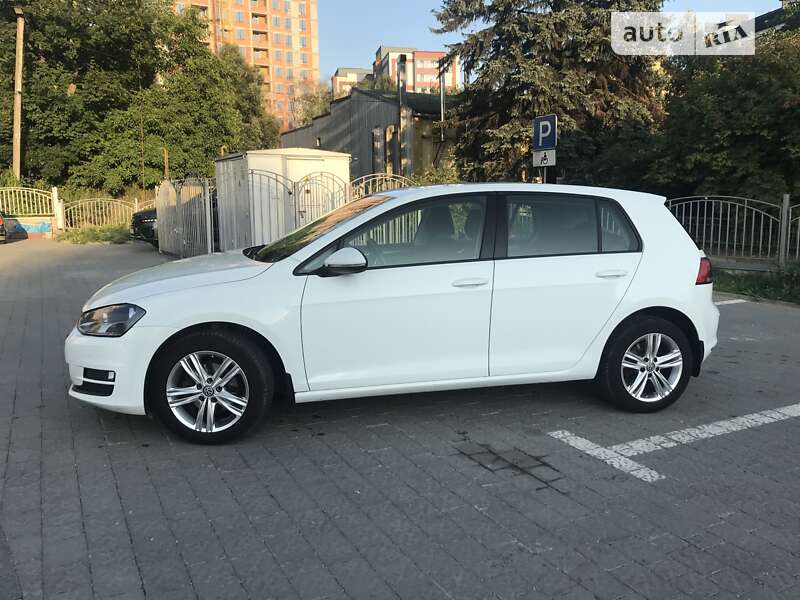 Volkswagen Golf (2014)
