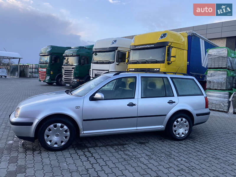 Volkswagen Golf (2001)