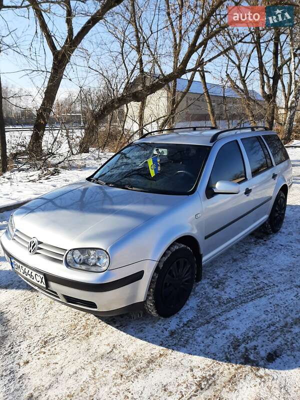 Volkswagen Golf (2002)
