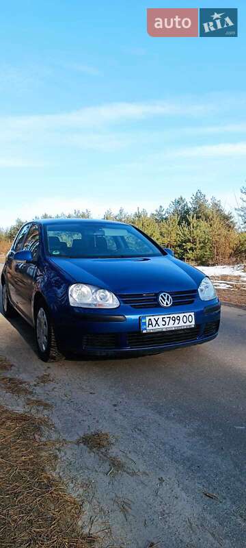 Volkswagen Golf (2005)