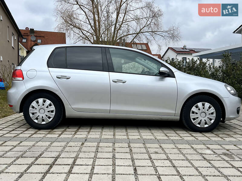 Volkswagen Golf (2009)