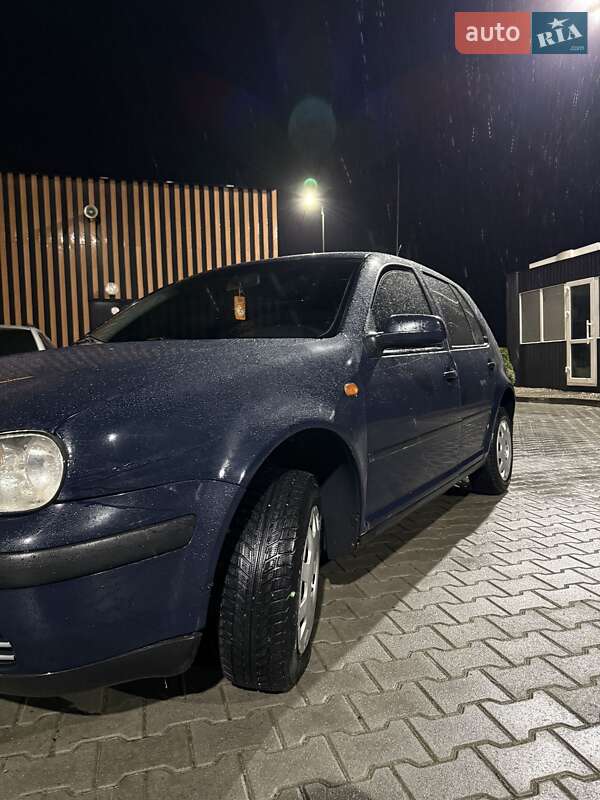 Volkswagen Golf (1998)
