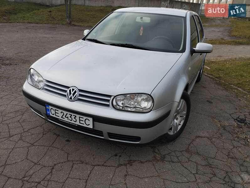 Volkswagen Golf (2001)