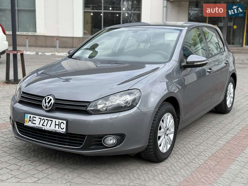 Volkswagen Golf (2012)