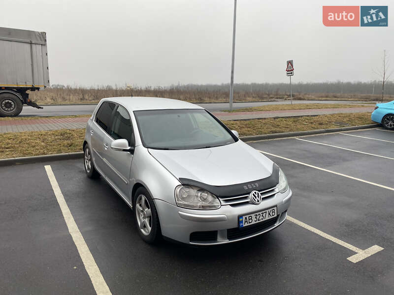 Volkswagen Golf (2006)