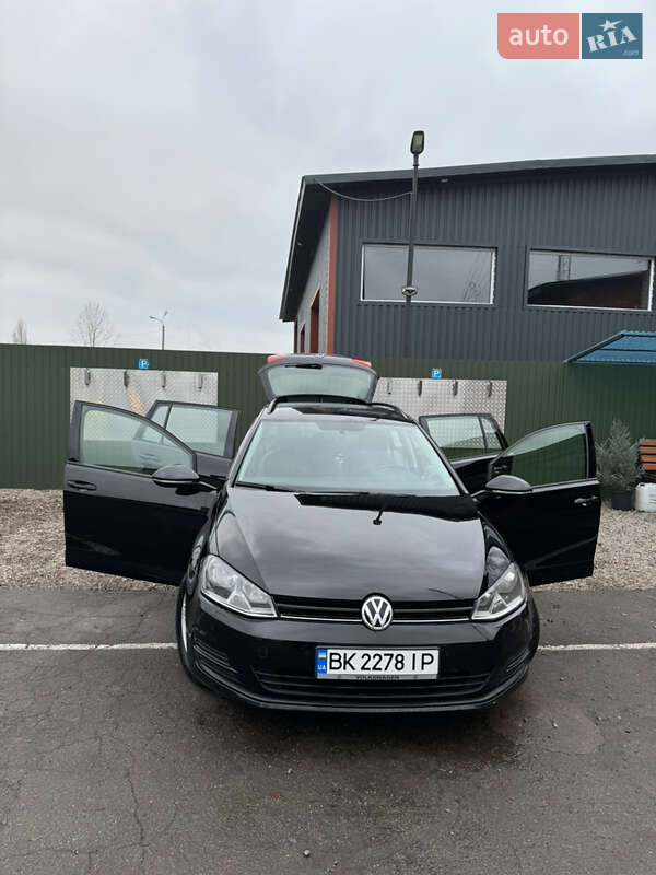 Volkswagen Golf (2013)