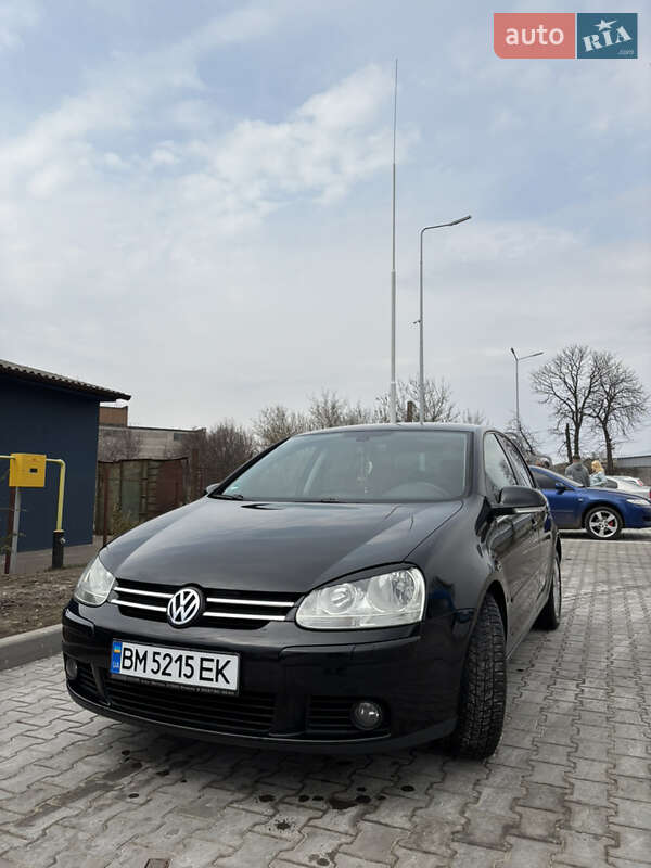 Volkswagen Golf (2005)