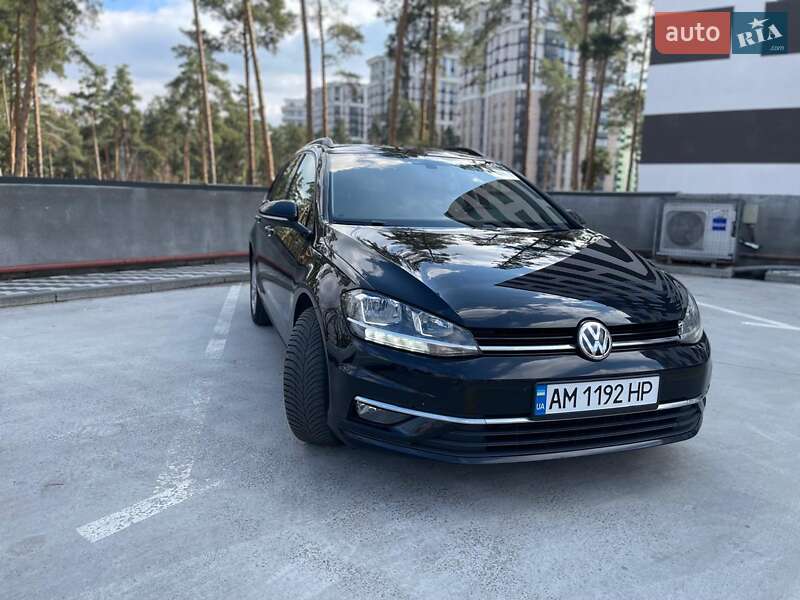 Volkswagen Golf (2017)