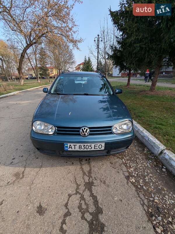 Volkswagen Golf (2003)