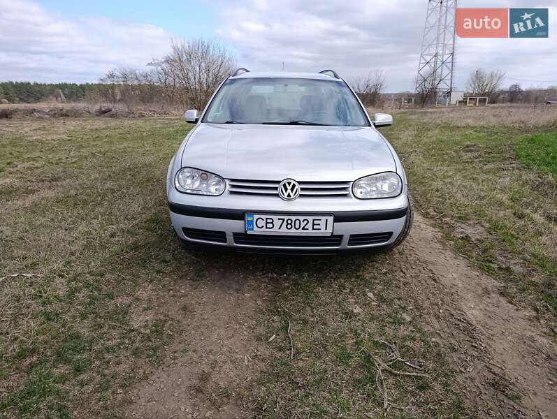 Volkswagen Golf (2000)