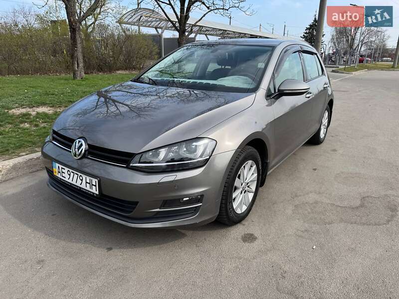 Volkswagen Golf (2013)