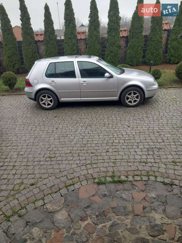 Volkswagen Golf (2001)