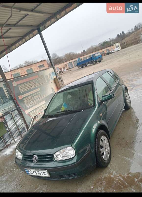 Volkswagen Golf (1999)