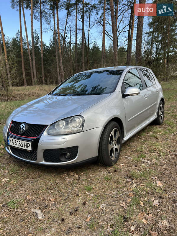 Volkswagen Golf (2006)