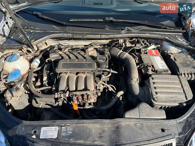 Volkswagen Golf (2006)