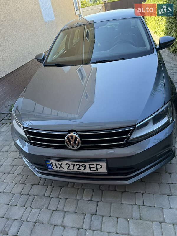 Volkswagen Jetta (2016)