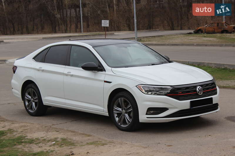 Volkswagen Jetta (2019)