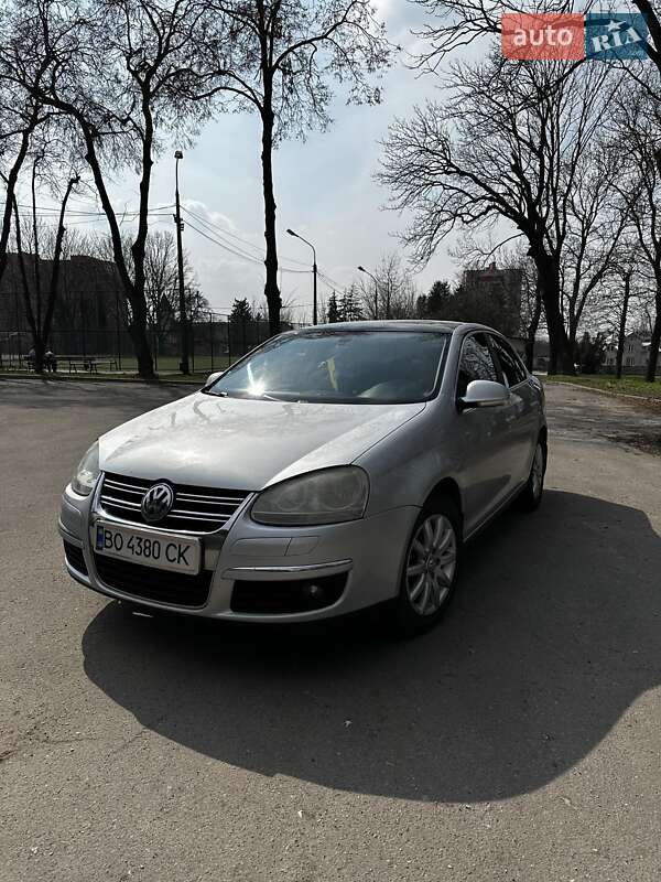 Volkswagen Jetta (2006)