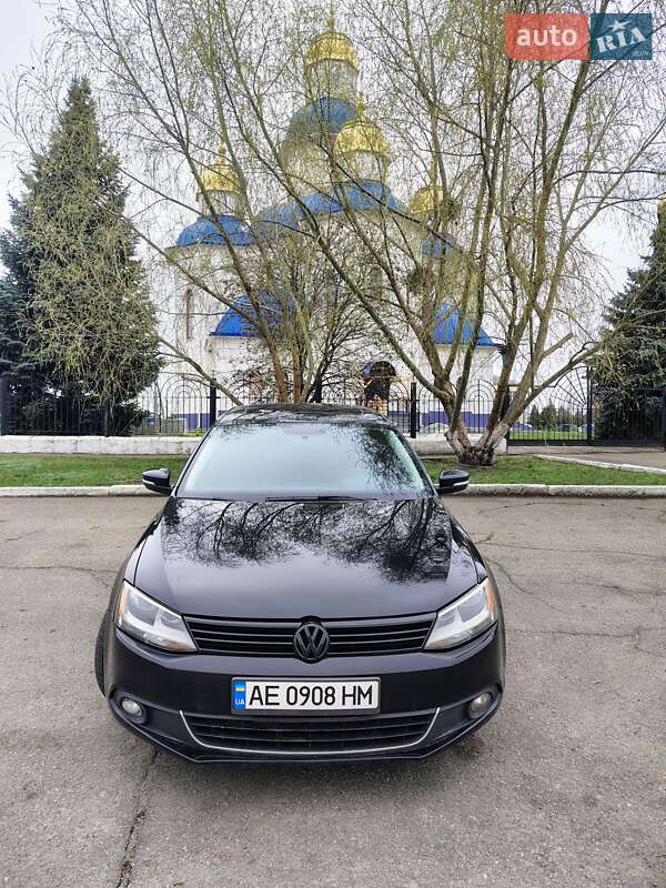 Volkswagen Jetta (2012)