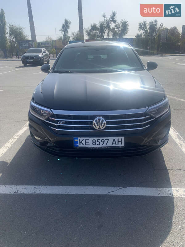 Volkswagen Jetta (2018)