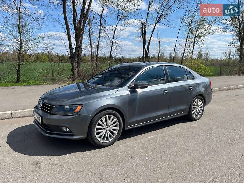 Volkswagen Jetta (2015)
