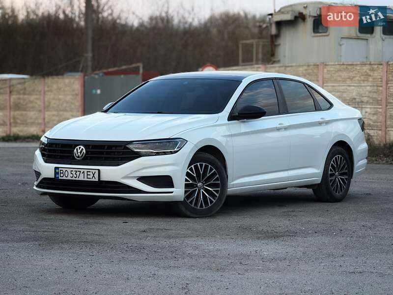 Volkswagen Jetta (2018)