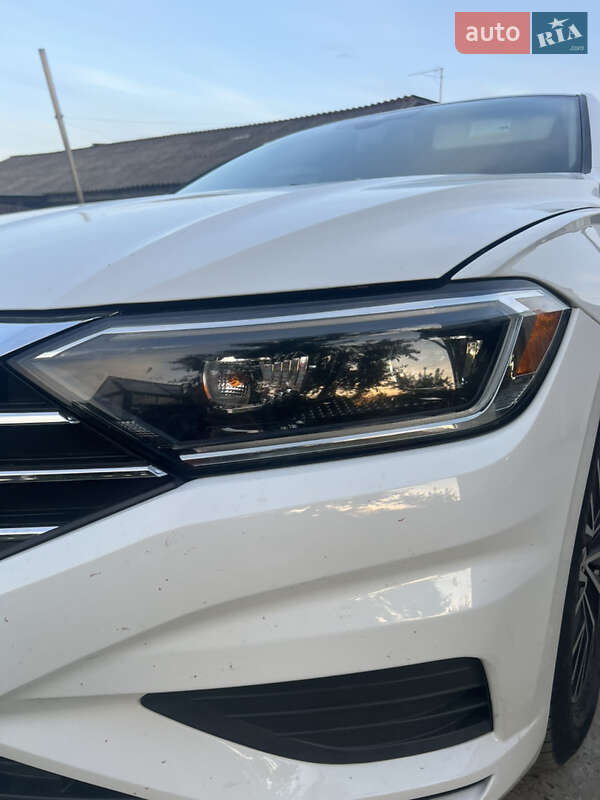 Volkswagen Jetta (2018)
