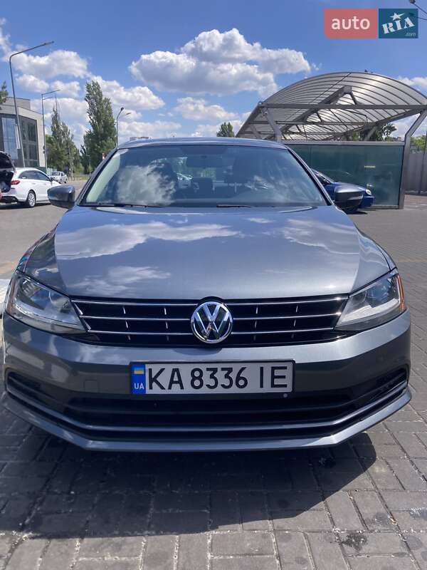 Volkswagen Jetta (2017)