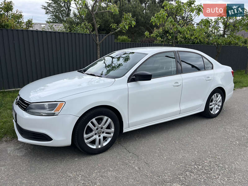 Volkswagen Jetta (2014)