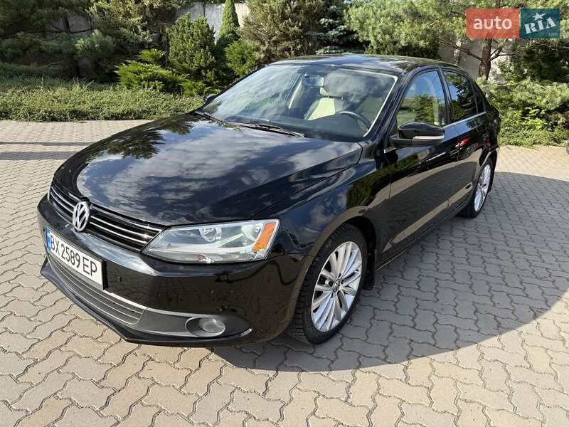 Volkswagen Jetta (2013)
