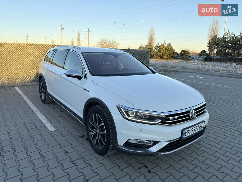 Volkswagen Passat alltrack (2017)