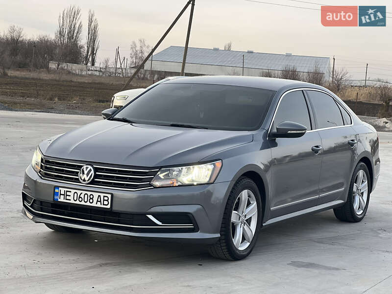 Volkswagen Passat (2016)