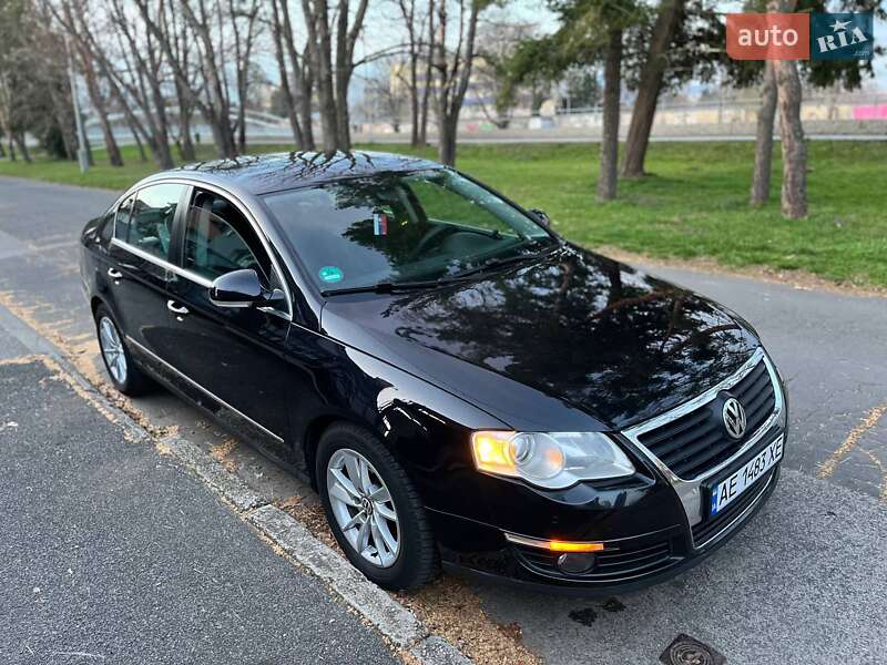 Volkswagen Passat (2005)