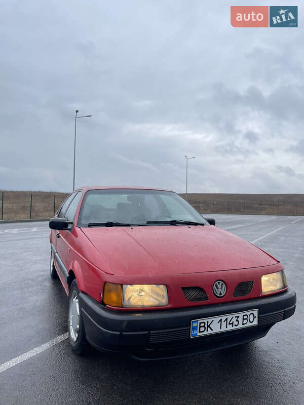 Volkswagen Passat (1992)
