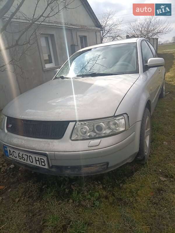 Volkswagen Passat (1999)