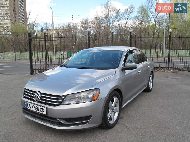 Volkswagen Passat (2012)